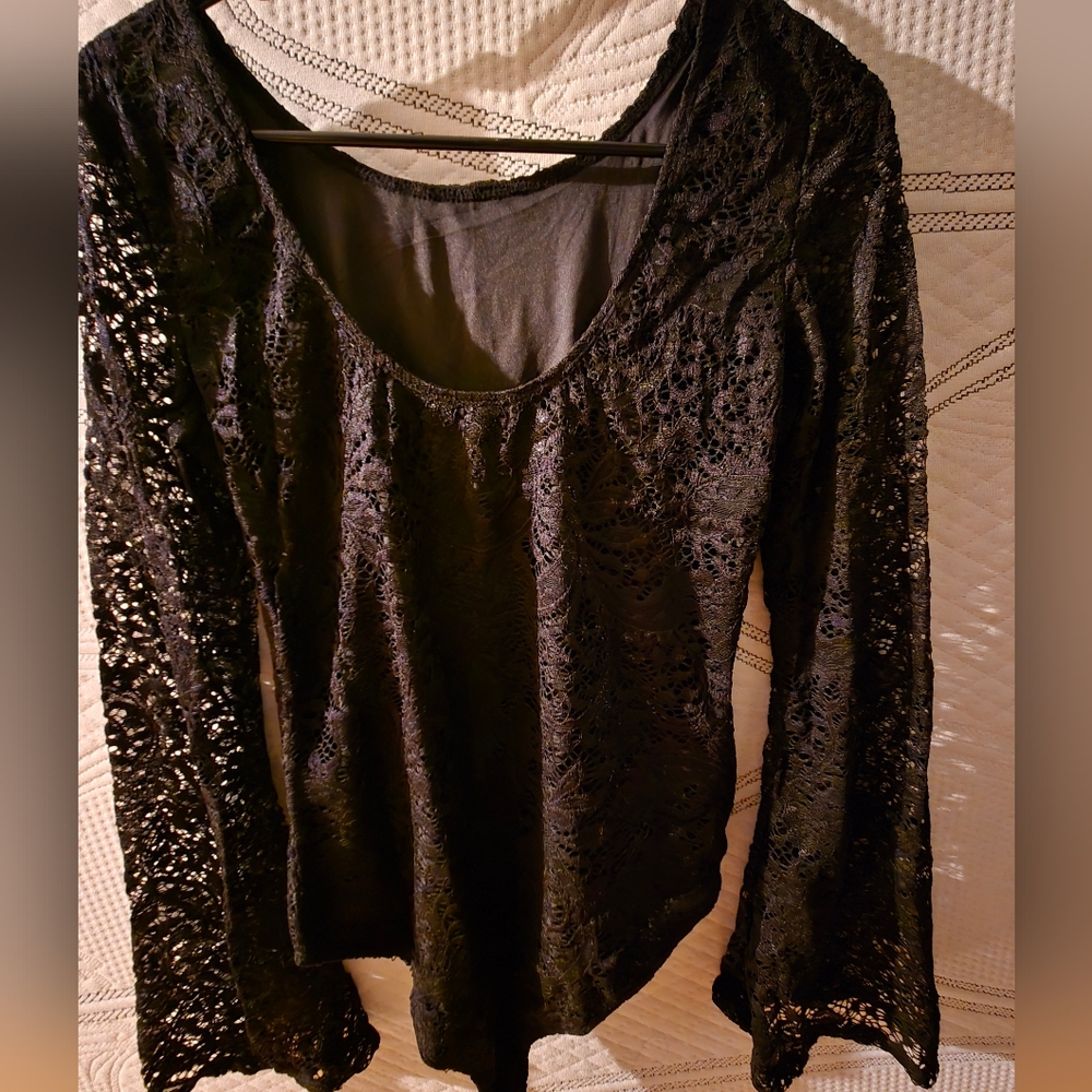 Miss Chievous Women's Long Sleeve Low Back Lace Goth Bodysuit Size M Used - Picture 4 of 6